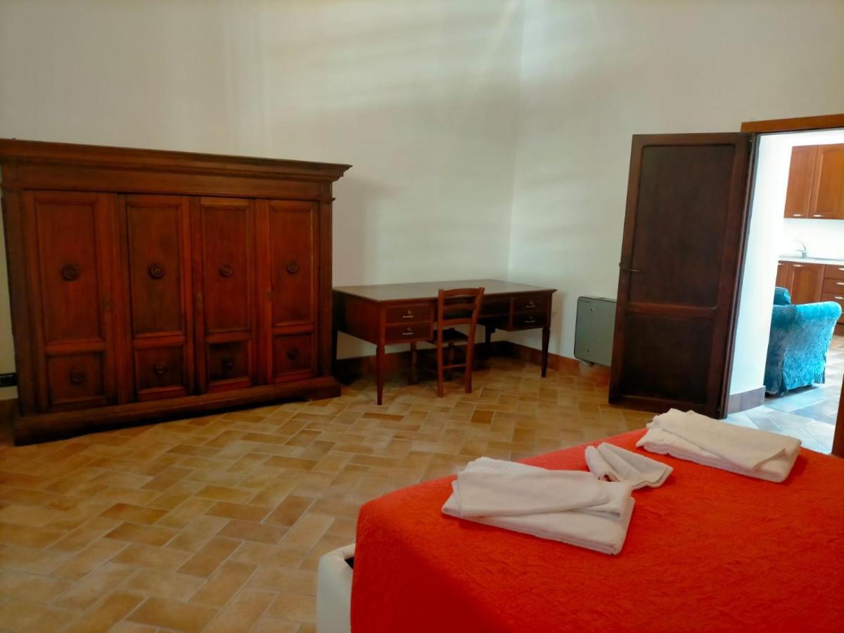 Antico Borgo La Commenda Aparthotel Montefiascone Exterior photo