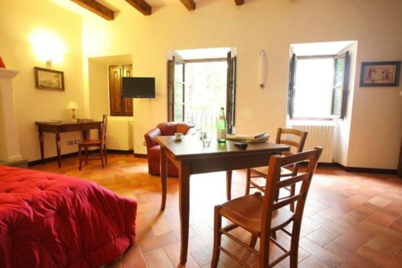 Antico Borgo La Commenda Aparthotel Montefiascone Exterior photo