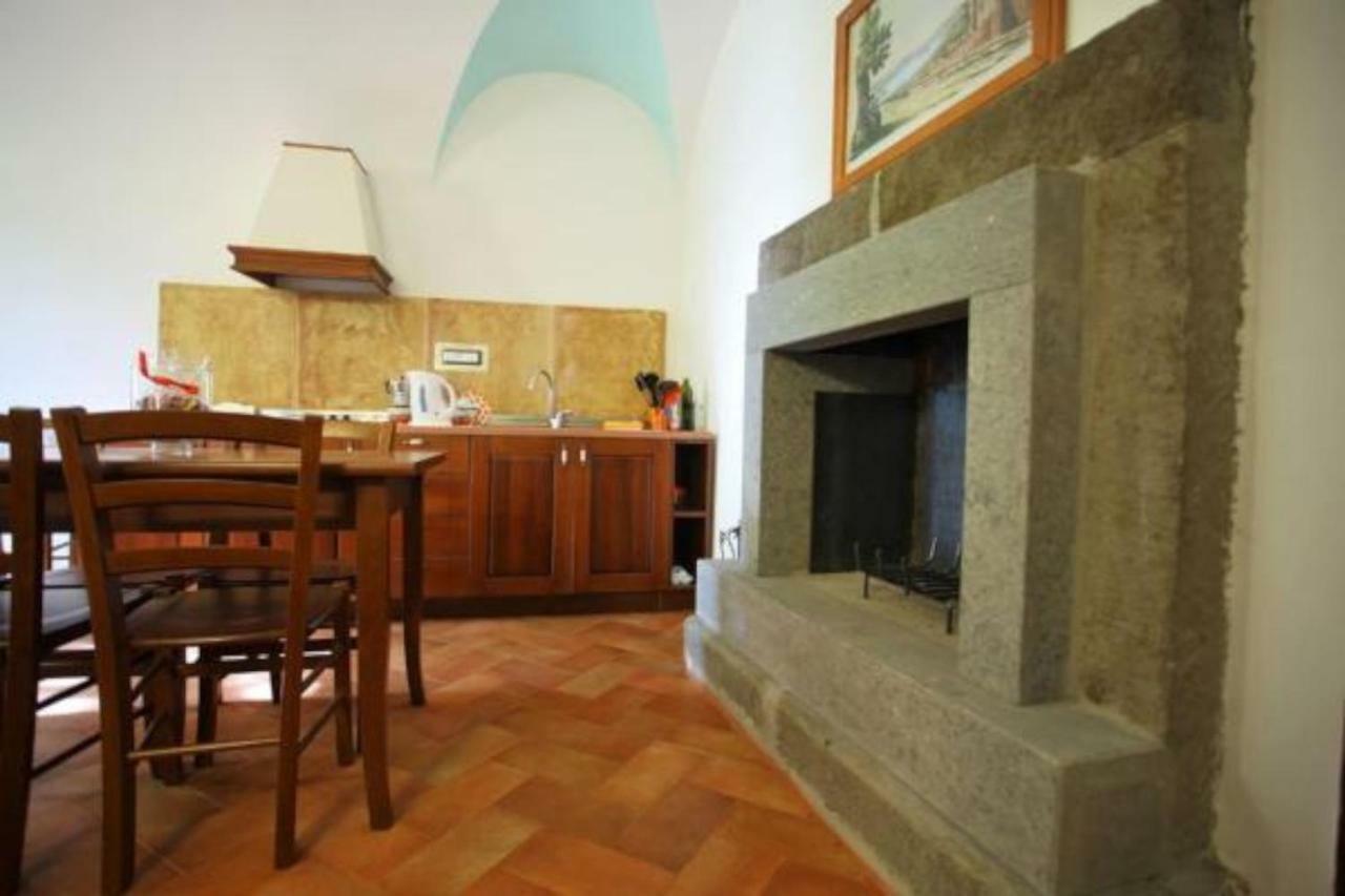 Antico Borgo La Commenda Aparthotel Montefiascone Exterior photo